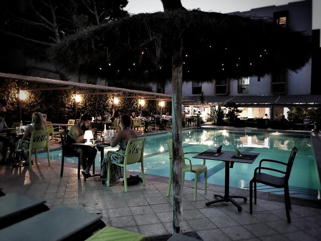 Hotel Aquarius Canet-en-Roussillon Exteriér fotografie